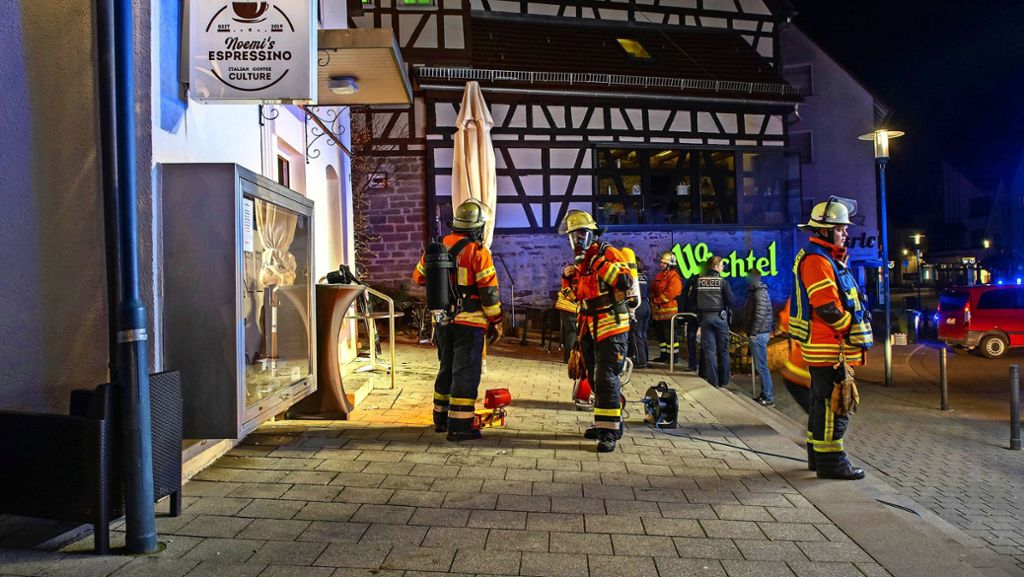 Feuer in Ditzingen: Brandanschlag auf Café in der Innenstadt