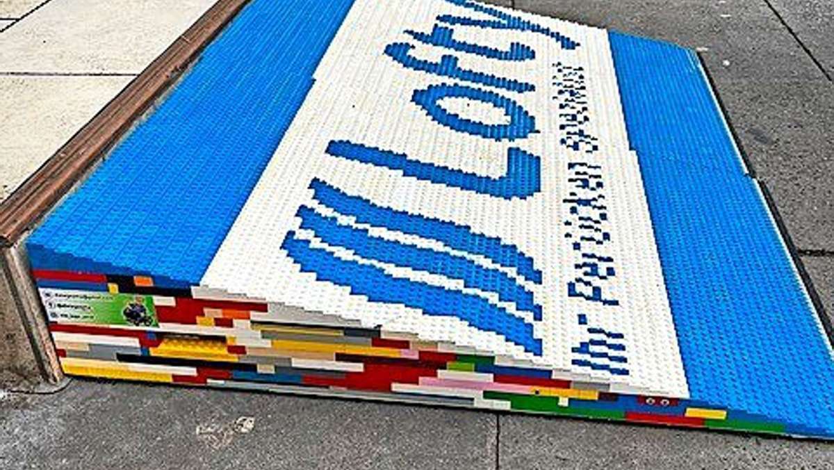 Projekt von „Helfen statt Hamstern“: Bunte Lego-Rampen für mehr Barrierefreiheit in Sindelfingen