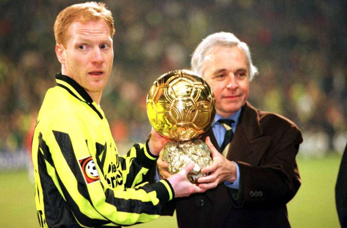 Matthias Sammer von Borussia Dortmund wird 1996 mit dem goldenen Ball ausgezeichnet. Bei der Fifa-Wahl zum Weltfußballer des Jahres siegt damals allerdings der Brasilianer Ronaldo.
