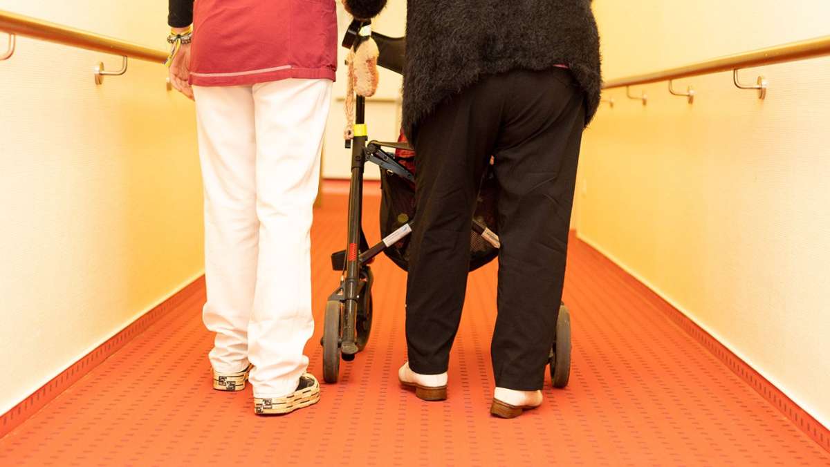 Kurzzeitpflege im Kreis Böblingen: Abgeordneter kritisiert geringe Zahl an Pflegeplätzen