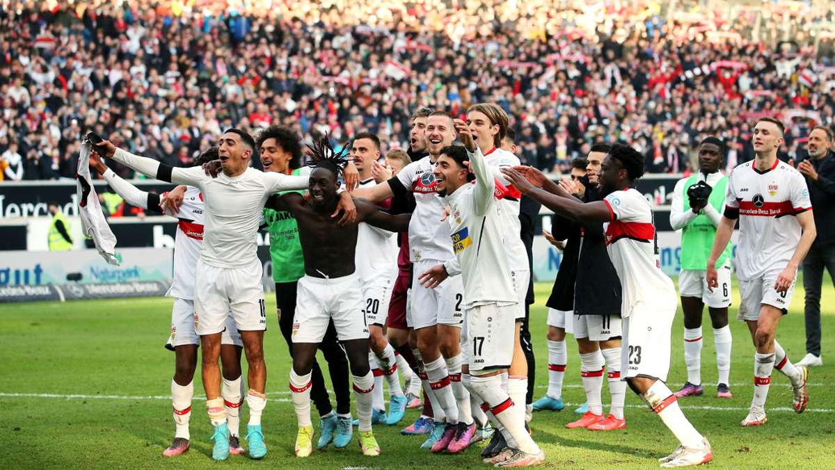 VfB Stuttgart gegen FC Augsburg: So feiern die VfB-Spieler den Sieg auf Instagram