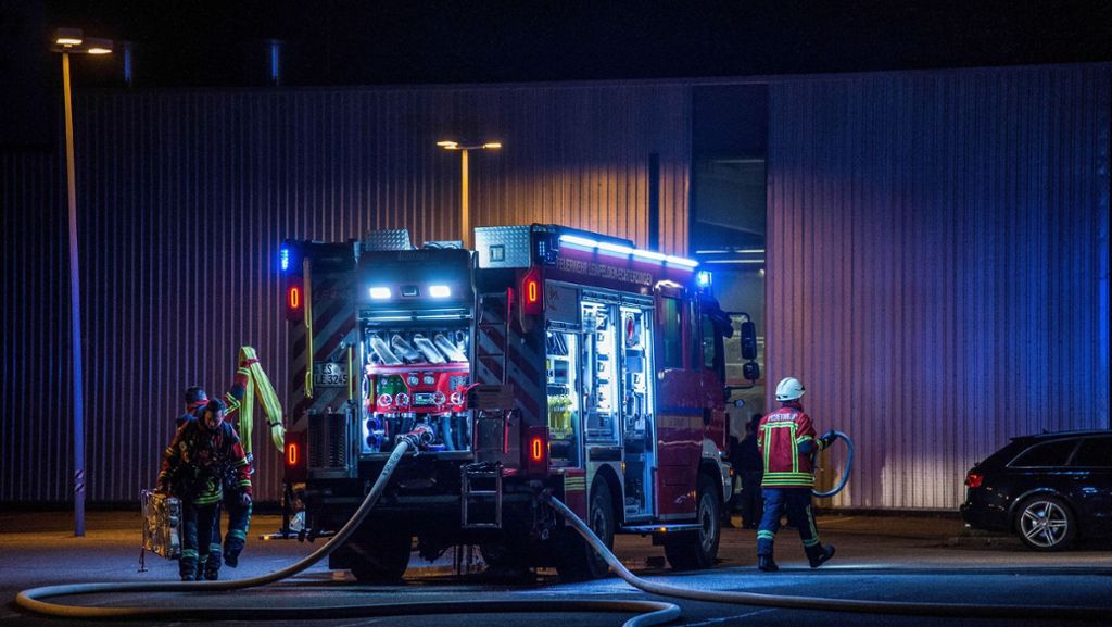 Leinfelden-Echterdingen: Brand sorgt für Feuerwehr-Großeinsatz