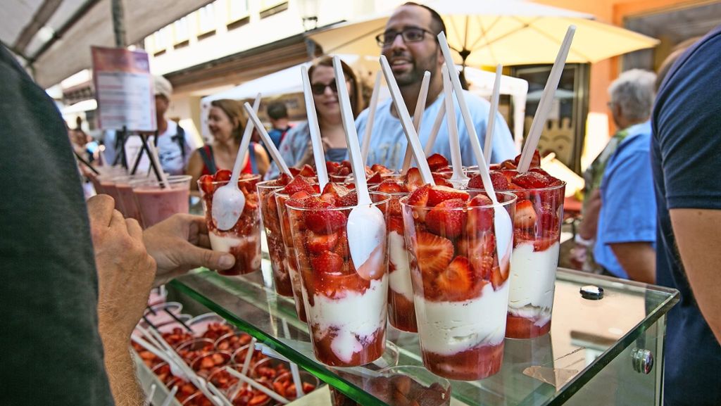 Erdbeerfest in Esslingen: Roter Teppich für die Erdbeere
