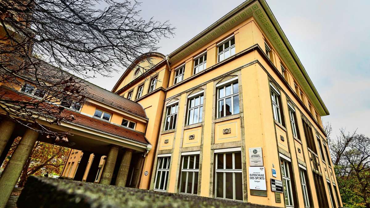 Schickhardt-Gymnasium in Stuttgart: Kunstlehrerin  gegen frühere Schülerin – was ist passiert?