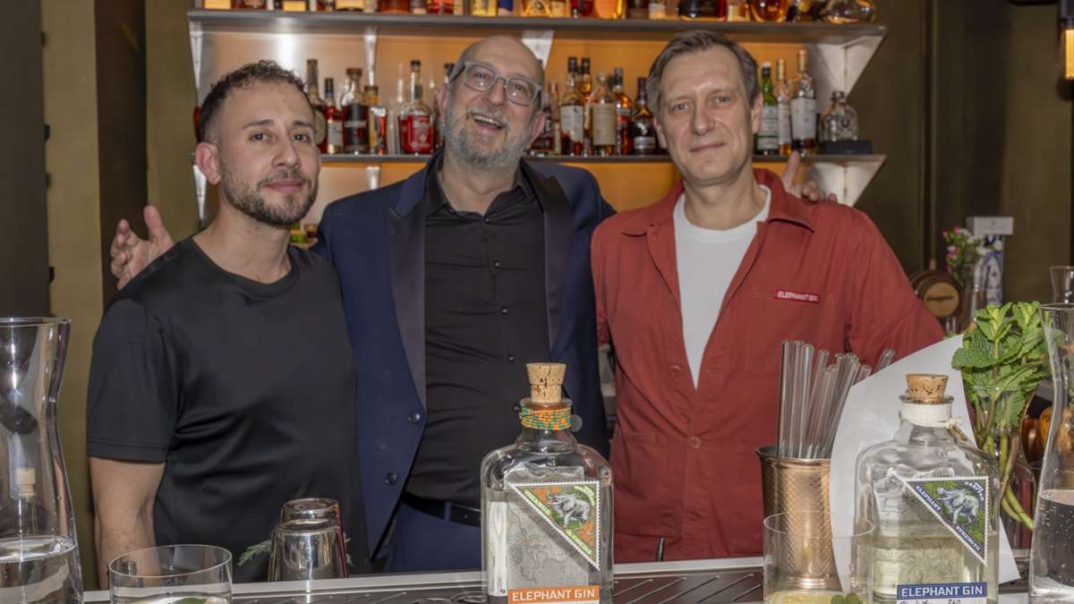 Filip Kaszubski  im Easy Street in Stuttgart: Mit diesen Cocktail-Trends rechnet ein Star der Berliner Barszene