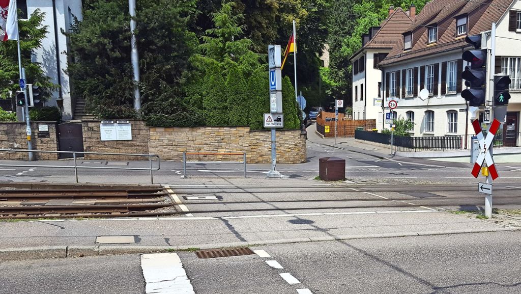 Stadtbahnhaltestelle „Kaltental“ ohne Ampel: Bürger hält Überweg für „Fußgängerfalle“