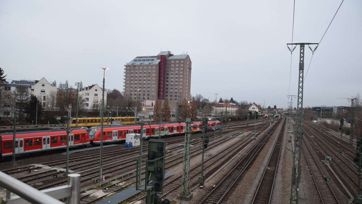 Regionalbahnhalt Stuttgart-Vaihingen: Baustart ist  im November