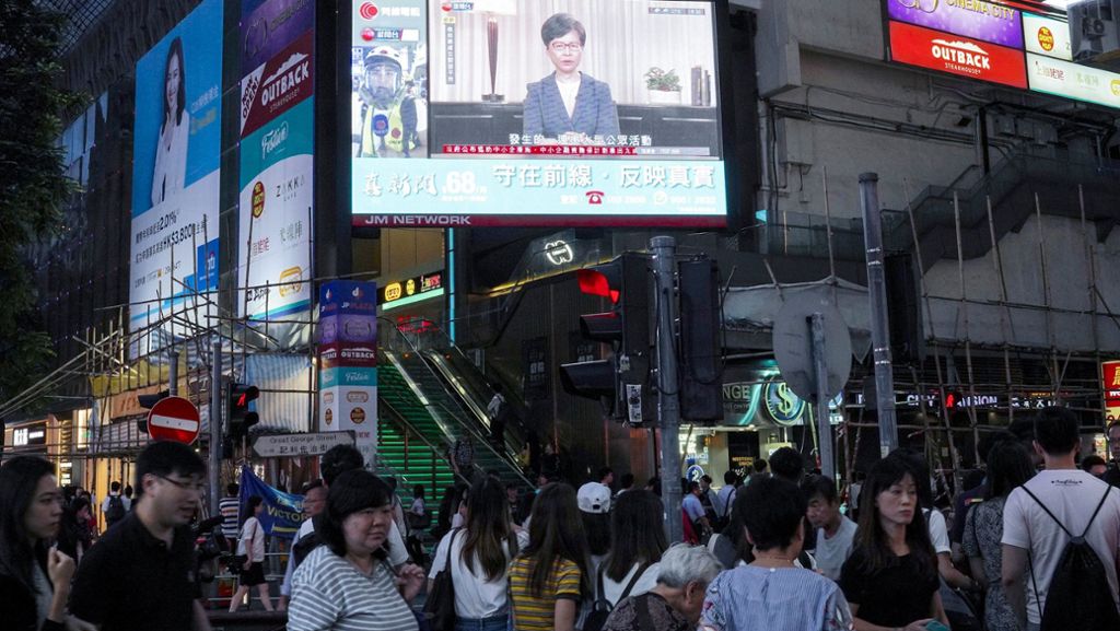 Reaktion auf Proteste: Hongkong-Regierung lenkt ein