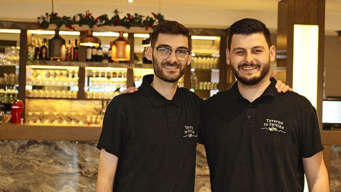 Zwei Brüder eröffnen ein neues griechisches Restaurant