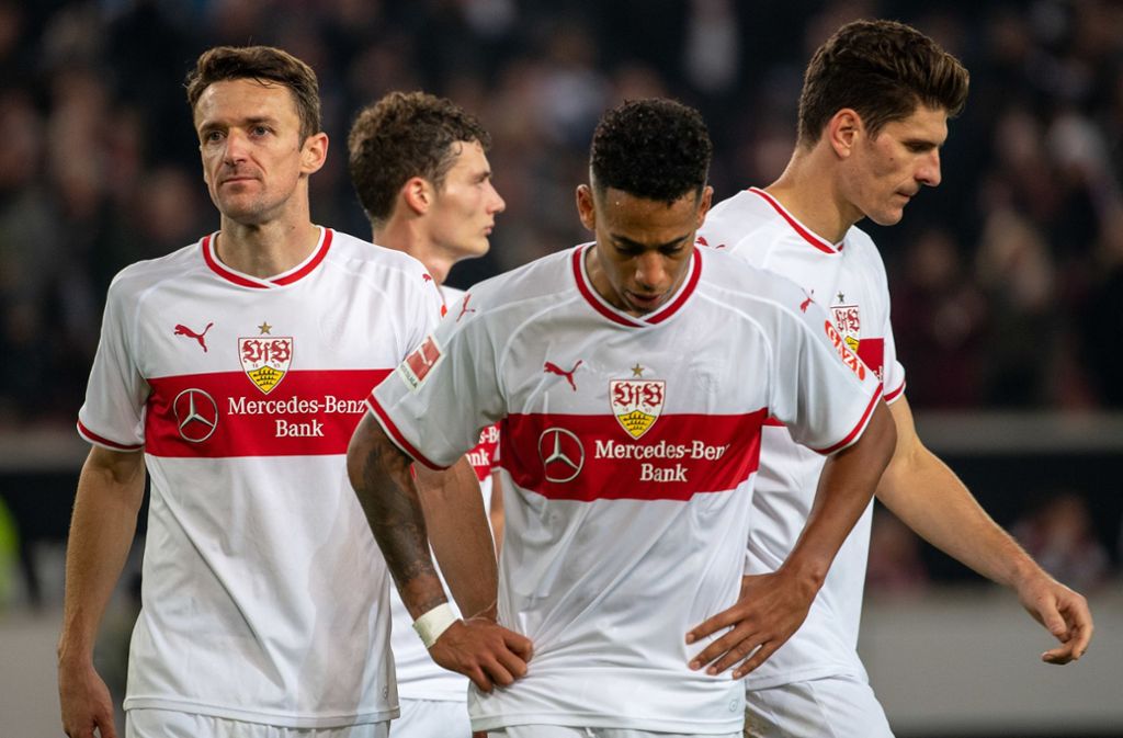 Der VfB Stuttgart hat auch bei Bayer Leverkusen verloren. Unsere Redaktion hat die Leistungen von Gomez, Gentner, Aogo und Co. wie folgt bewertet. Foto: dpa