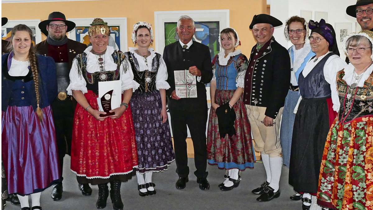 Deutscher Trachtentag in Wendlingen: Die schickste Tracht kommt aus Böhmen