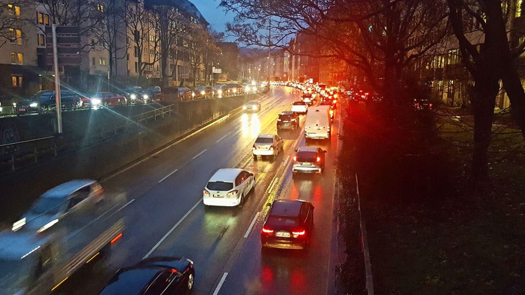 Verkehrslärm in Stuttgart-Süd: Das Schleichen dämpft die Dezibel