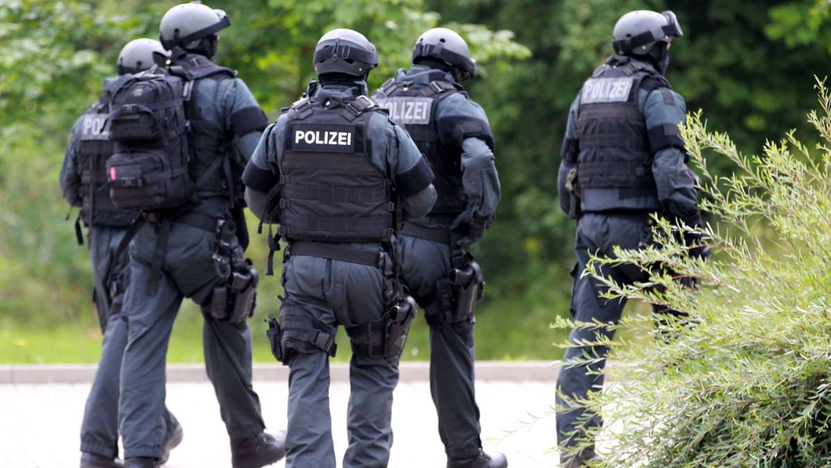 Mehrere Einätze in Stuttgart: SEK nimmt mutmaßlichen Drogendealer fest
