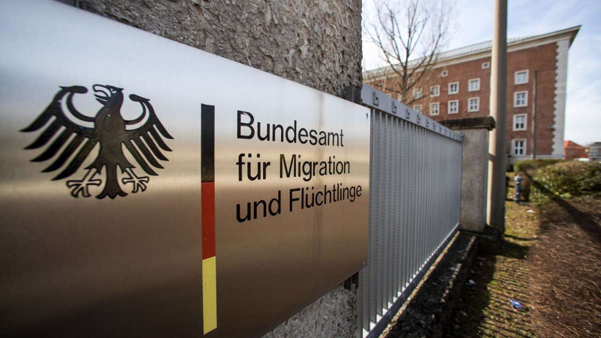 Wegen Rechtsextremismus: Flüchtlingsamt Bamf entließ zwei Mitarbeiter seit 2017
