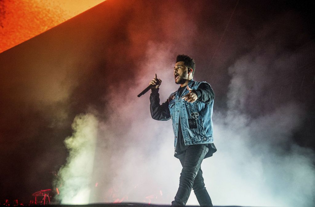 Der kandadische Sänger The Weeknd (Abel Makkonen Tesfaye) hat 92 Millionen Dollar eingenommen: Platz 6.