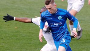 Stuttgarter Kickers gegen Bahlinger SC: Die Blauen fahren nächsten Sieg im Aufstiegsrennen ein