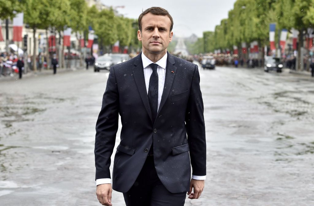 Seine Präsidentschaft ist eine Zäsur für Frankreich, weil er nicht für eine der beiden traditionellen Regierungsparteien - Konservative und Sozialisten - angetreten war.