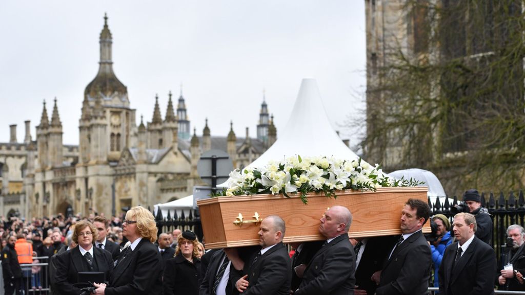 Trauerfeier in Cambridge: Zahlreiche Menschen nehmen Abschied von Stephen Hawking