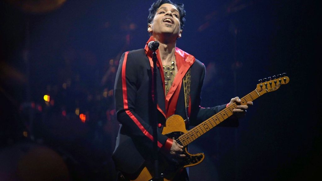 „Moonbeam Levels“: So klingt der neue Prince-Song