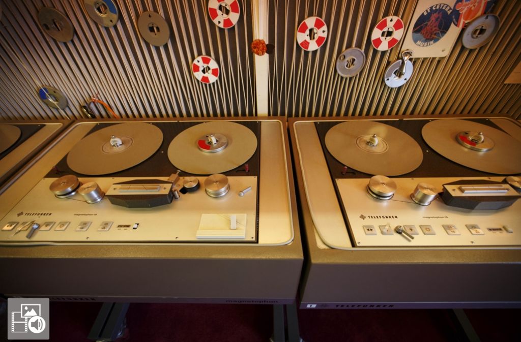 Historische Bandmaschine von Telefunken. Klicken Sie auf den Button, um unsere Multimediareportage zu sehen. Foto: Gottfried Stoppel