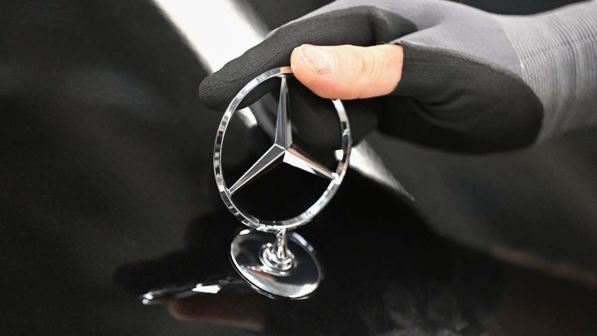 Absatzrückgang bei Stuttgarter Autobauer: Mercedes-Benz verkauft weniger Autos