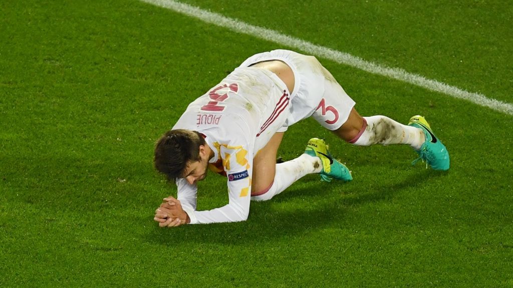Fußball-EM: So erklärt Spaniens Piqué den Mittelfinger bei der Hymne
