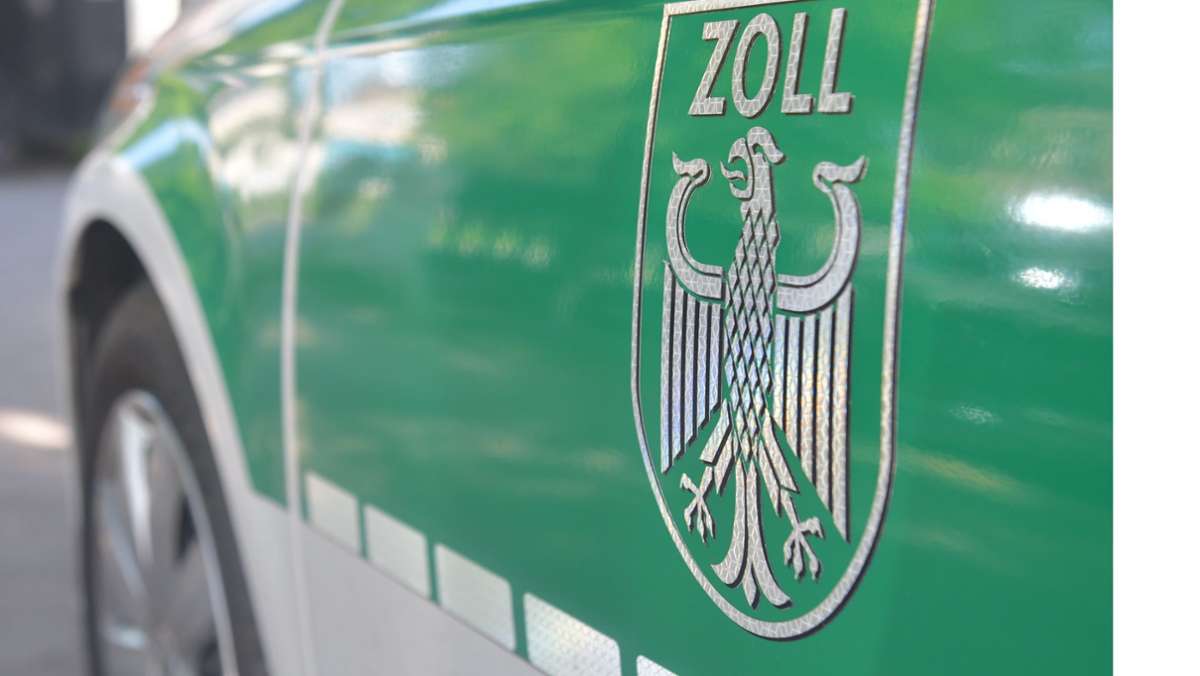 Heilbronn: Zöllner entdecken 750 gefälschte Kopfhörer