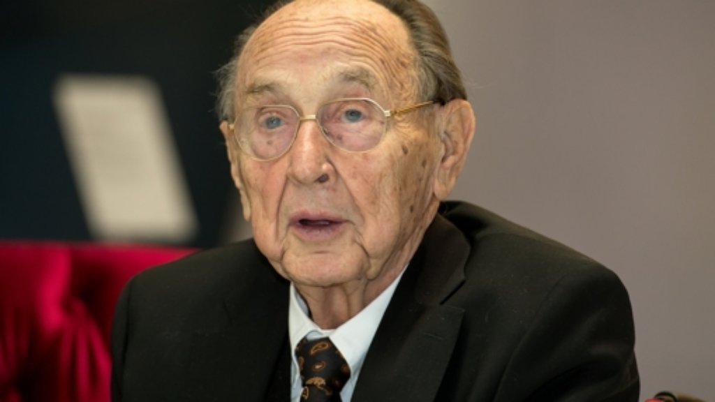 Im Alter von 89 Jahren: Früherer Außenminister Genscher verstorben