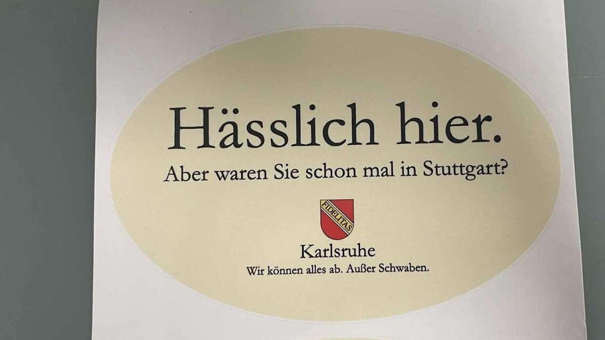  Ein Karlsruher Student verteilt in der Fächerstadt heimlich Sticker, auf denen er die Landeshauptstadt Stuttgart neckt. Auch auf seiner Instagram-Seite trägt der Betreiber die badisch-schwäbische Rivalität aus. 