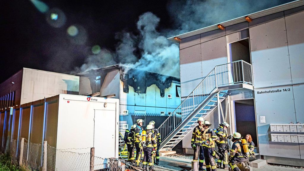 Brand in Marbacher Flüchtlingsheim: Drei Menschen leicht verletzt