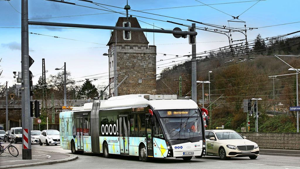Esslinger ÖPNV: Hybridbusse landen verspätet auf der Straße