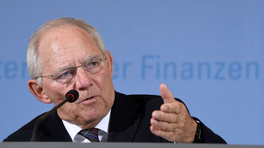 Bankenregulierung: Finanzminister Schäuble will kleine Banken entlasten