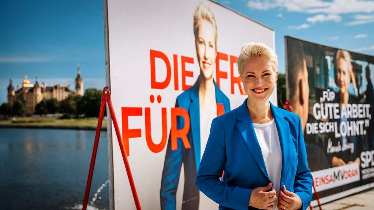  Mecklenburg-Vorpommerns beliebte SPD-Ministerpräsidentin Manuela Schwesig sieht bei der Landtagswahl an diesem Sonntag einem ungefährdeten Wahlsieg entgegen. 