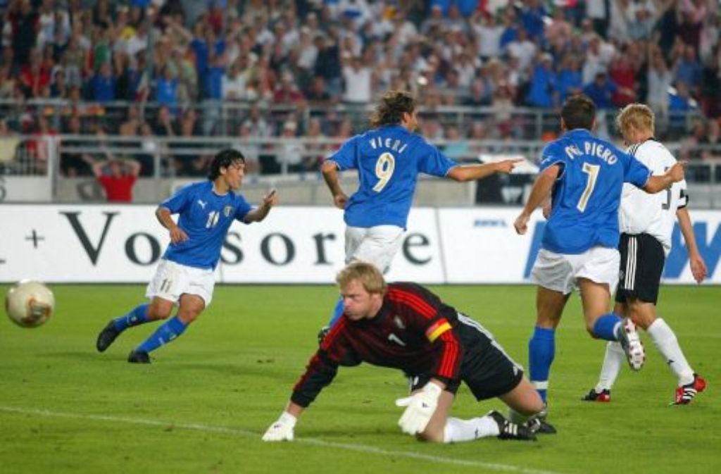 ... italienische Stürmer Christian Vieri (Nummer 9) hatte in der 17. Minute Oliver Kahn zum entscheidenden 0:1 bezwingen können. Die gesamten ...
