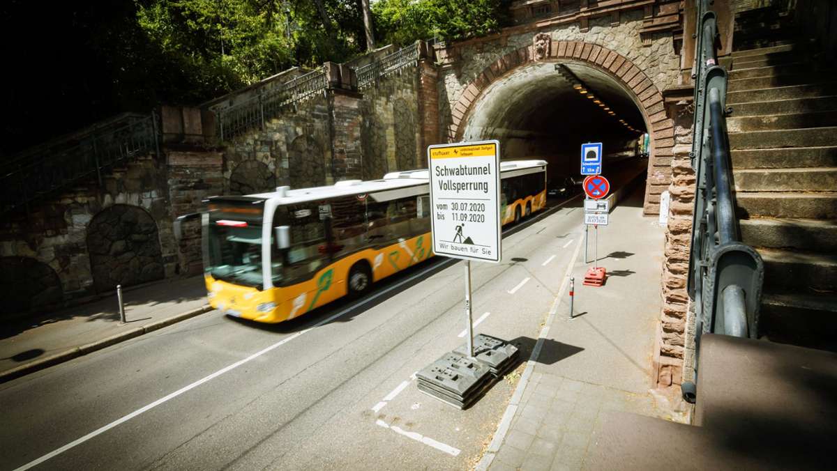 Testphase für Radverkehr in Stuttgart: Bekommt der Schwabtunnel eine Bus- und Radspur?