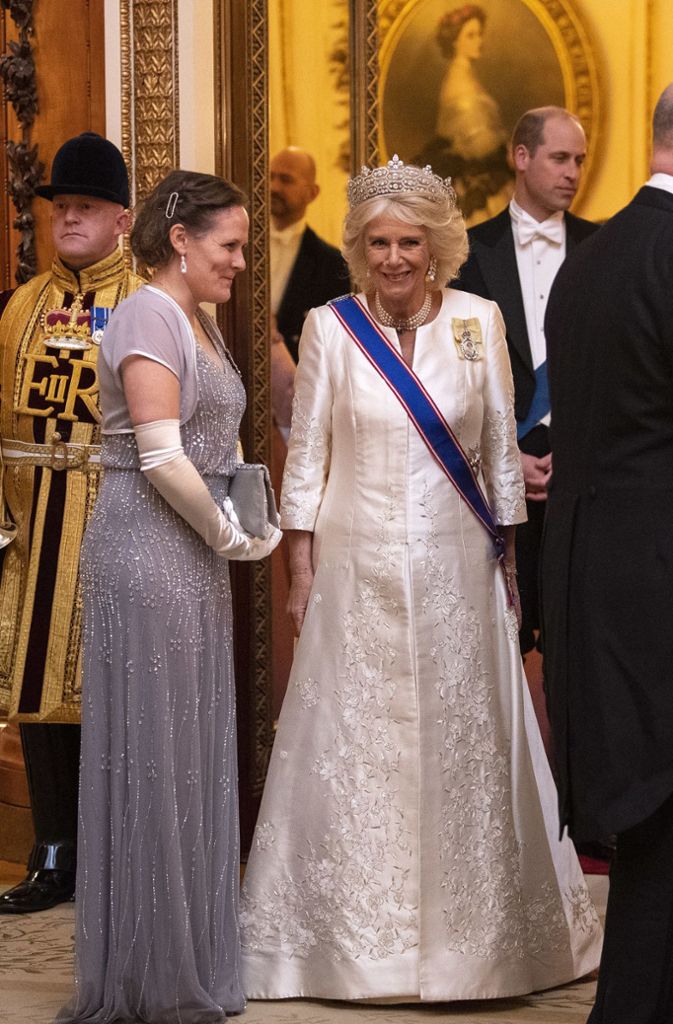 Praktisch alle wichtigen Mitglieder der königlichen Familie sind vertreten: Herzogin Camilla...