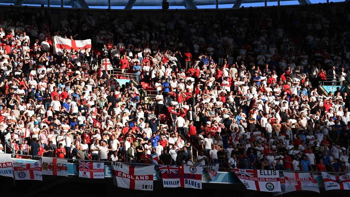 Halbfinale bei der EM 2021: UEFA ermittelt wegen mehrerer Vorfälle gegen Engländer