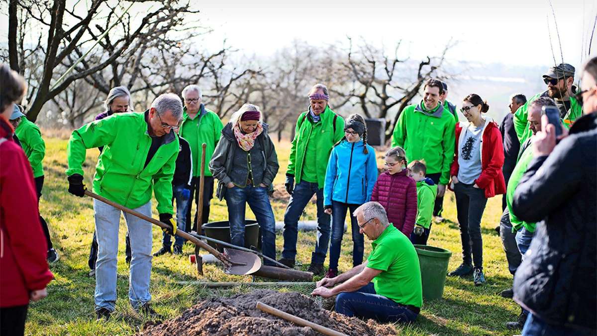Große Freude in Fellbach: Streuobstwiesen-Projekt in Oeffingen erhält Bürgerpreis