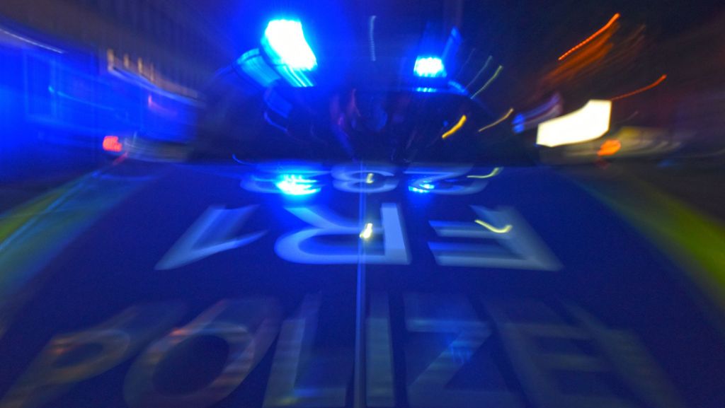 Baden-Württemberg: Frau verletzt auf Straße gefunden - Ehemann unter Verdacht