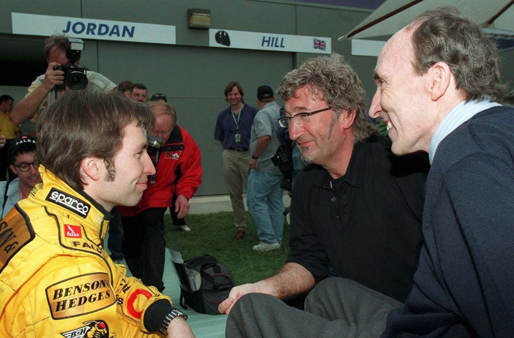 Australien 1999: Heinz-Harald Frentzen, Eddie Jordan und Frank Williams (von links) haben sichtlich Spaß miteinander.