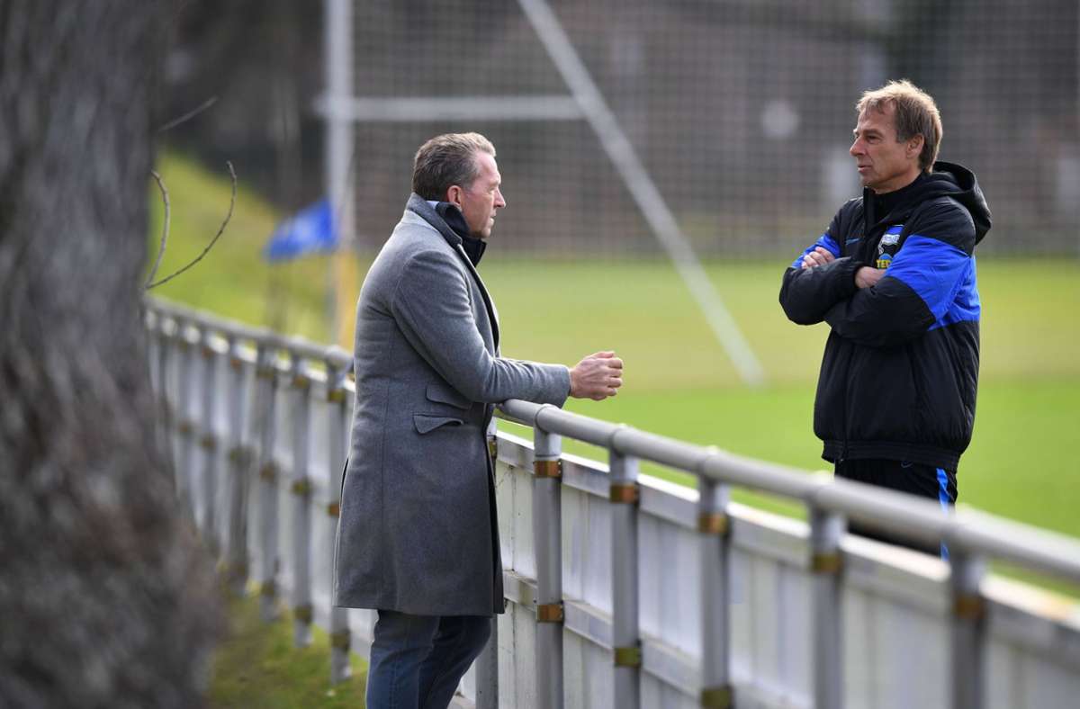 Seit 2004 ist Köpke (links) Torwarttrainer der deutschen Nationalmannschaft. In gleicher Funktion arbeitete der gelernte Kfz-Mechaniker Ende vergangenen Jahres einige Wochen lang zusammen mit Jürgen Klinsmann bei Hertha BSC.