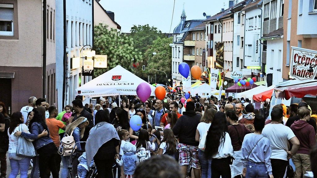 Straßenfest in Stuttgart-Ost: Flanieren bei  Langer Ost Nacht
