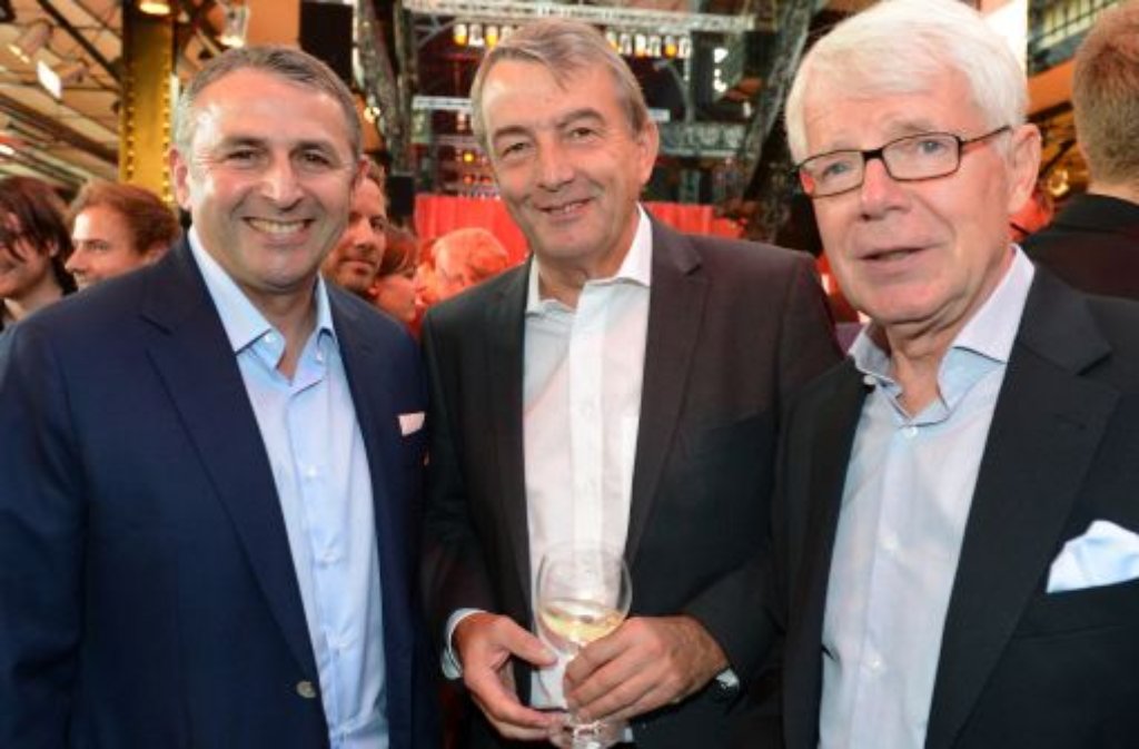 Der Sportdirektor des VfL Wolfsburg, Klaus Allofs, DFB-Präsident Wolfgang Niersbach und der DFL-Präsident Reinhard Rauball (von links nach rechts).