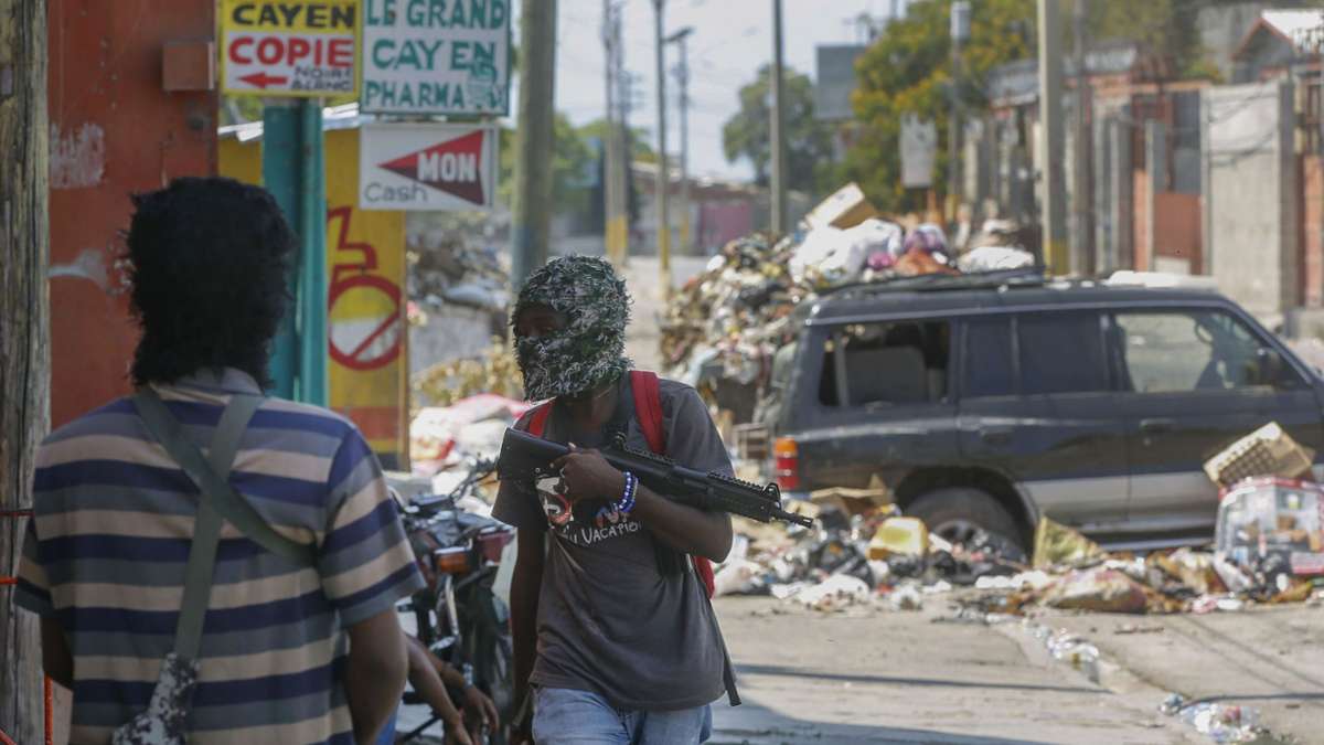 Gewalt in Haiti: Banden greifen reiche Viertel an –  Zehn Tote