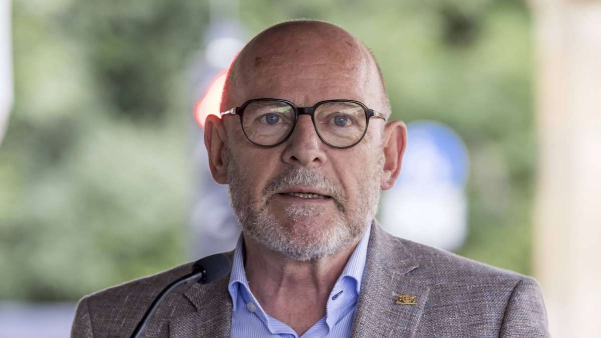 Minister über Sicherheit im Verkehr: Nach Tod von Radaktivist – Hermann zeigt Anteilnahme