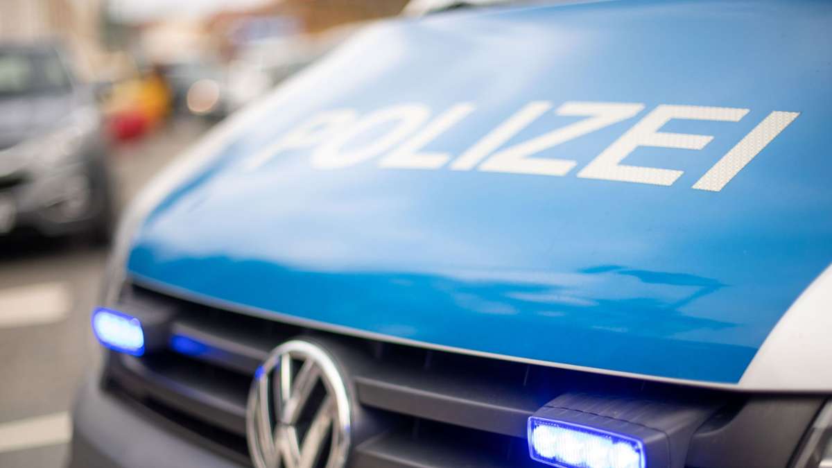 Diebstahl in Ludwigsburg: Handy aus Jackentasche gezogen
