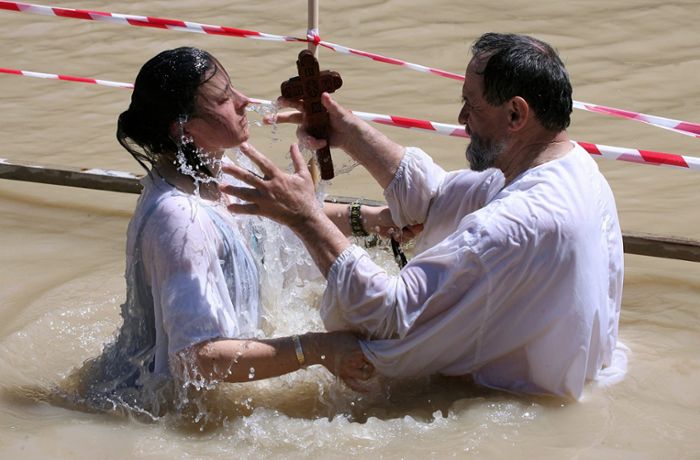 Erstmals Taufe im Neckar  möglich