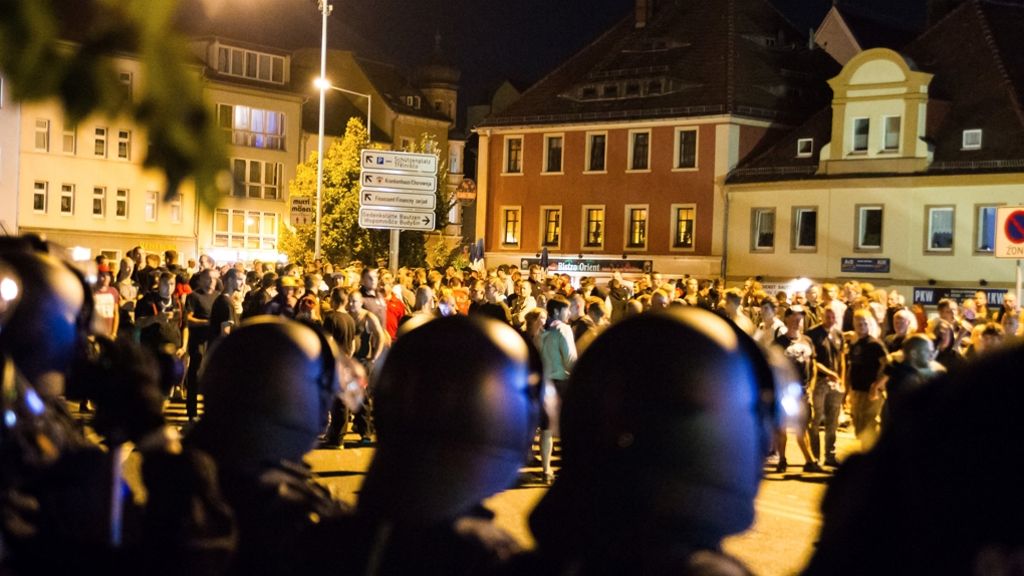 Bautzen: Bundesregierung verurteilt Gewalt als „unwürdig“