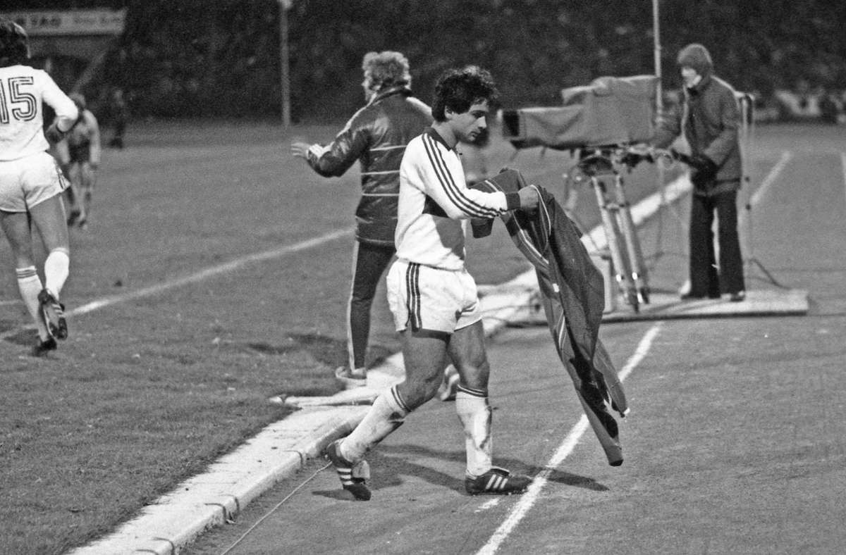 Ilyas Tüfekci spielte ebenfalls nur eine Saison als VfB-Profi. 1980/81 gelangen ihm 13 Tore, ehe er nach Schalke wechselte.