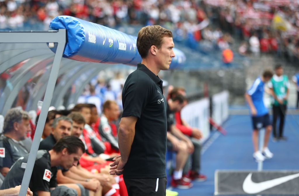 Trainer Hannes Wolf und der VfB Stuttgart haben in Berlin eine Niederlage einstecken müssen. Foto: Bongarts